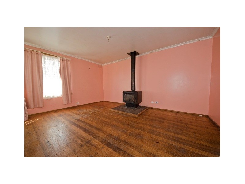 17 Hazelwood Parade, Ravenswood TAS 7250