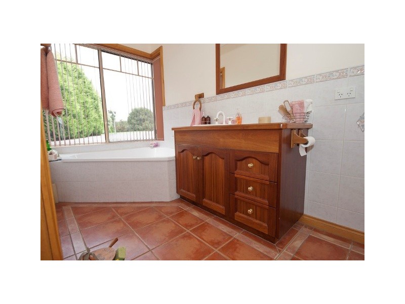 369 Greens Beach Road, Beaconsfield TAS 7270