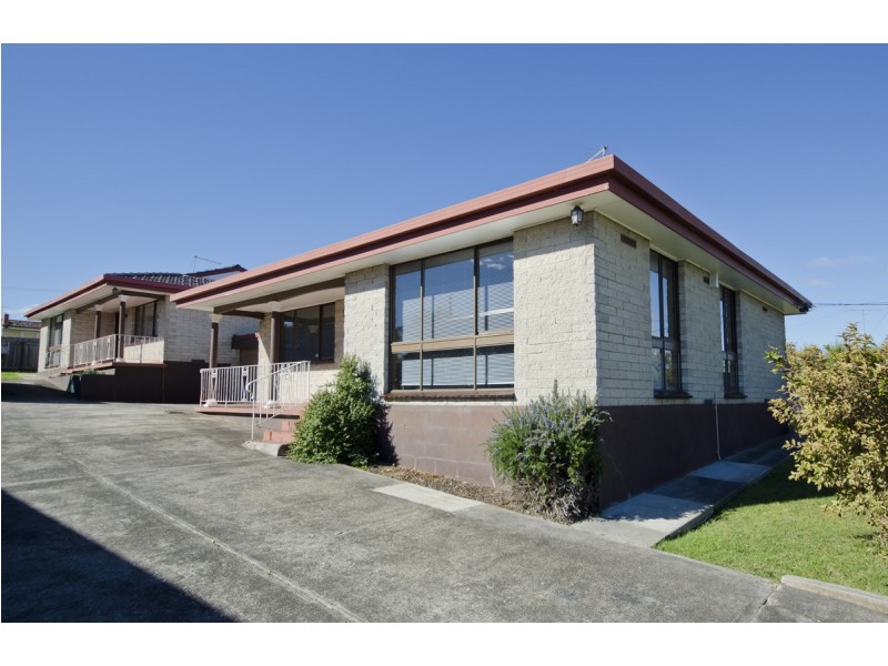 Unit 2/2 Swan Street, Newnham TAS 7248