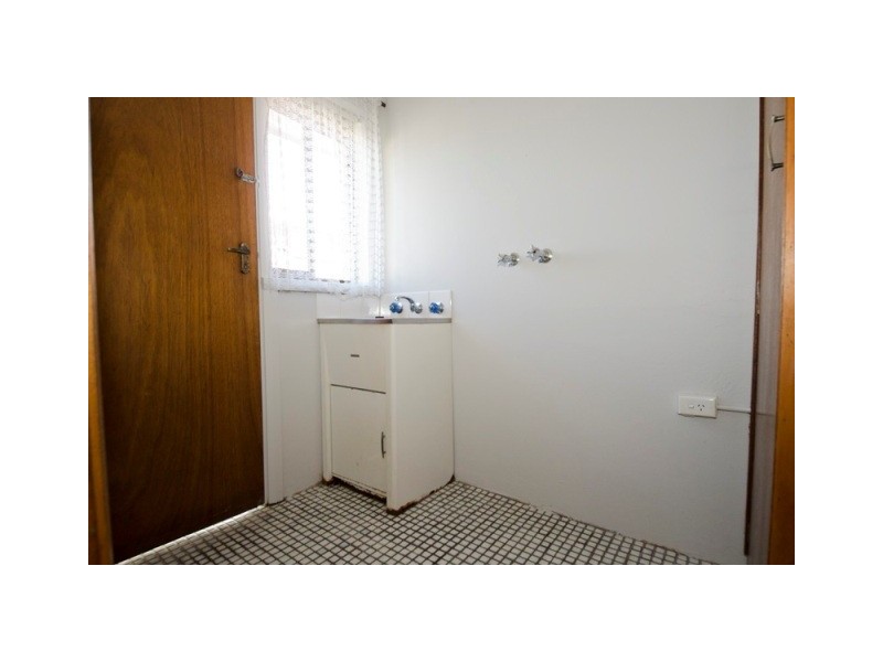 Unit 2/2 Swan Street, Newnham TAS 7248