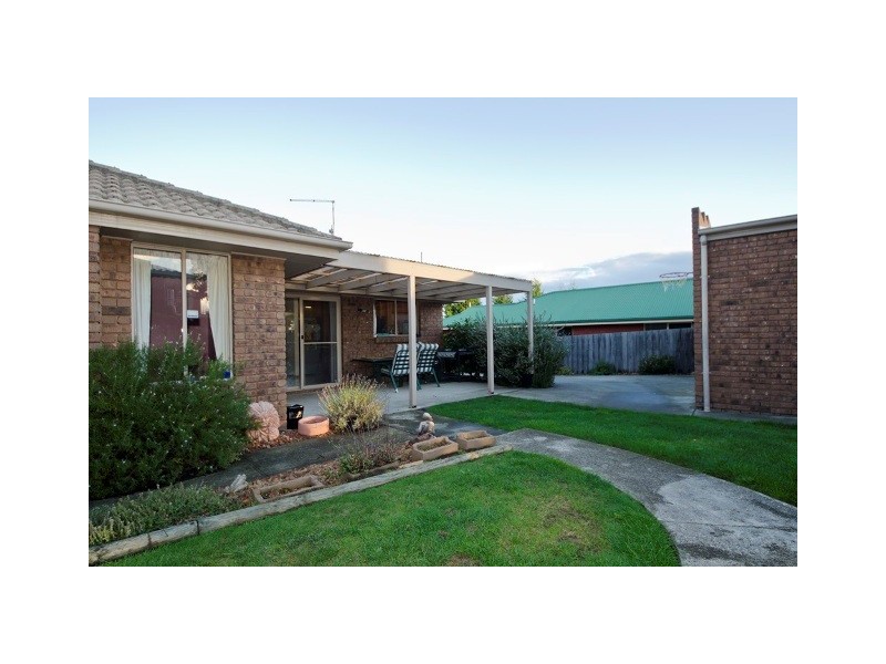 6 Picasso Place, Newnham TAS 7248