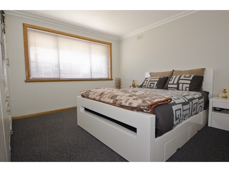 Unit 1/2 Swan Street, Newnham TAS 7248