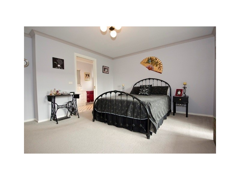 8 Cambock Lane West, Evandale TAS 7212