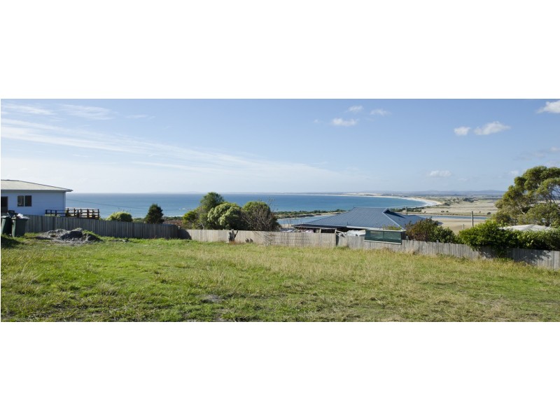 5 Flinders Lane, Bridport TAS 7262