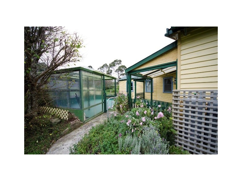 12 Quigleys Road, Holwell TAS 7275