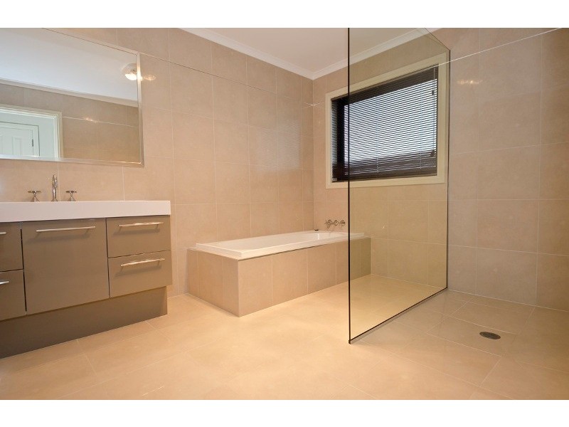 32 Holyman Drive, Prospect Vale TAS 7250