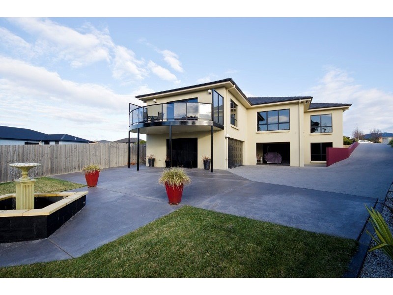 32 Holyman Drive, Prospect Vale TAS 7250