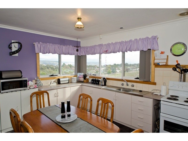 9 Seymour Street, Ravenswood TAS 7250