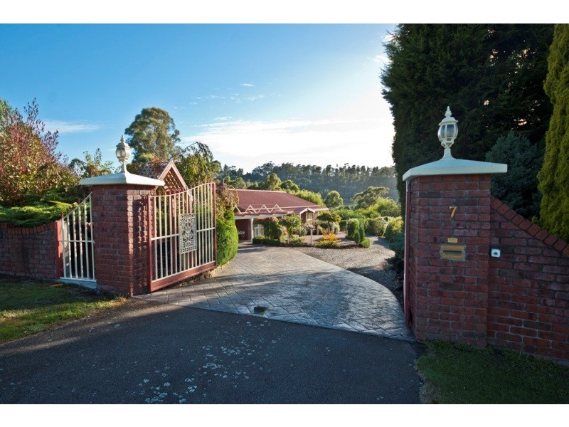 7 Pleasant Hills Drive, Grindelwald TAS 7277