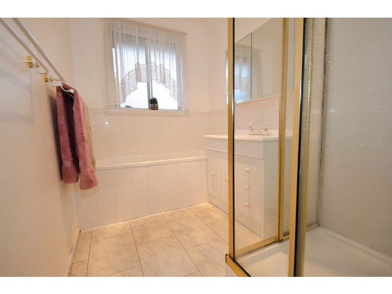 25 Rossmoyne Street, Norwood TAS 7250