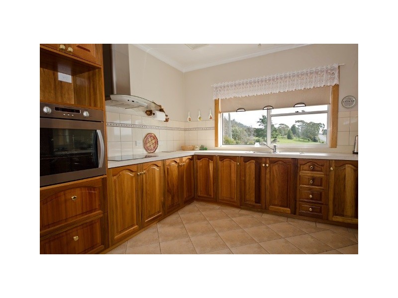 18 Upper McEwans Road, Legana TAS 7277