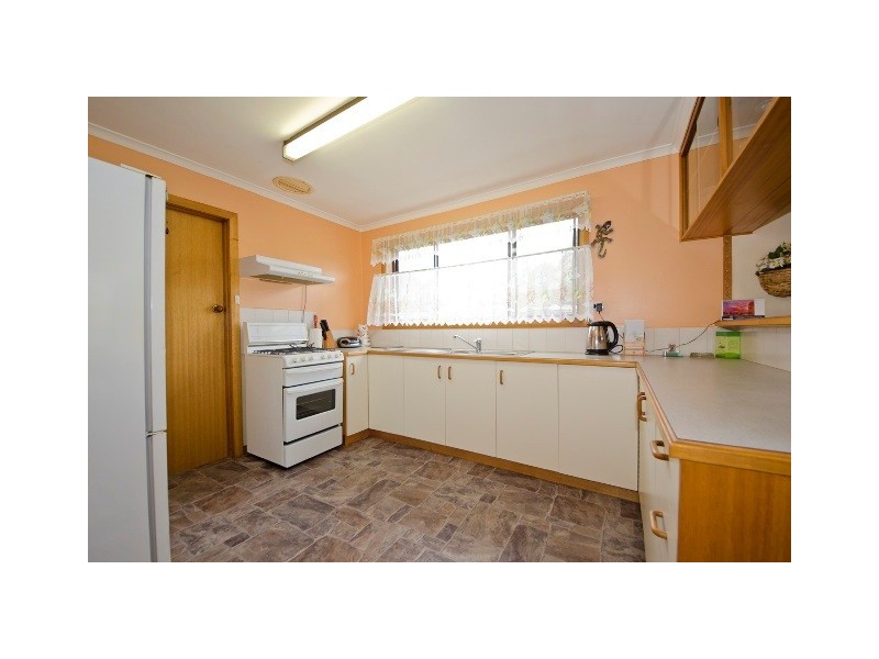 5 Kitchener Avenue, Beauty Point TAS 7270