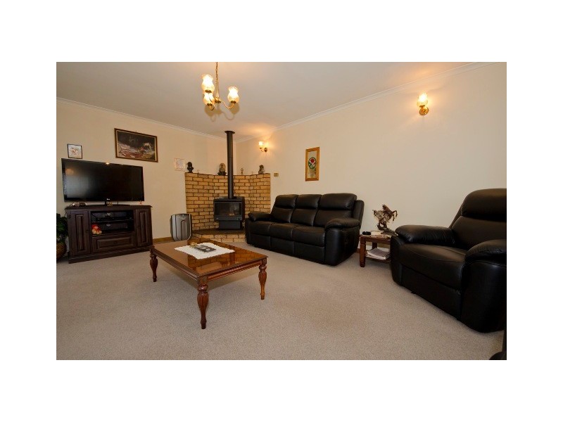 5 Kitchener Avenue, Beauty Point TAS 7270