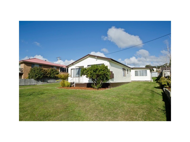 3 Garrett Street, Beauty Point TAS 7270