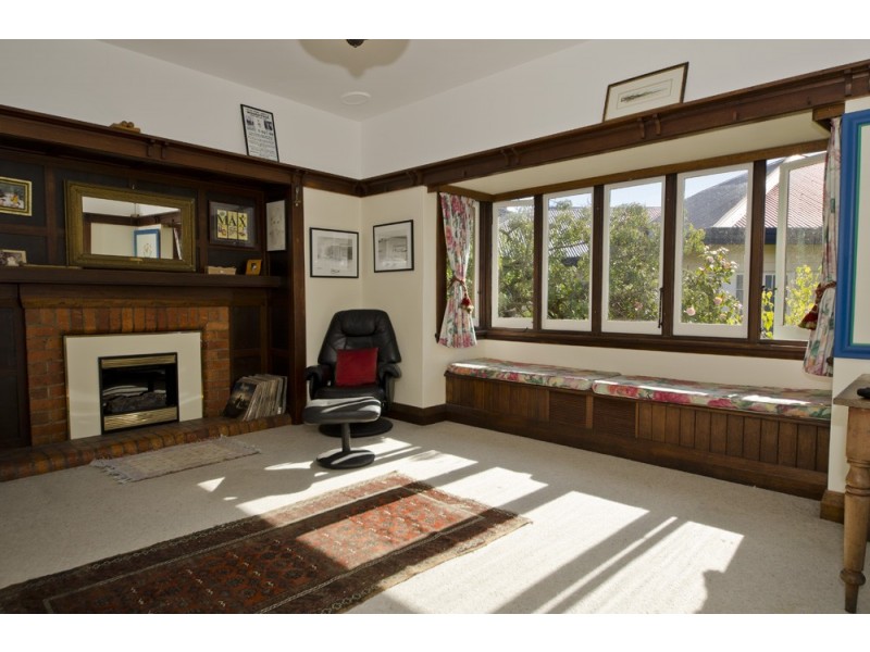 6 Osborne Avenue, Trevallyn TAS 7250