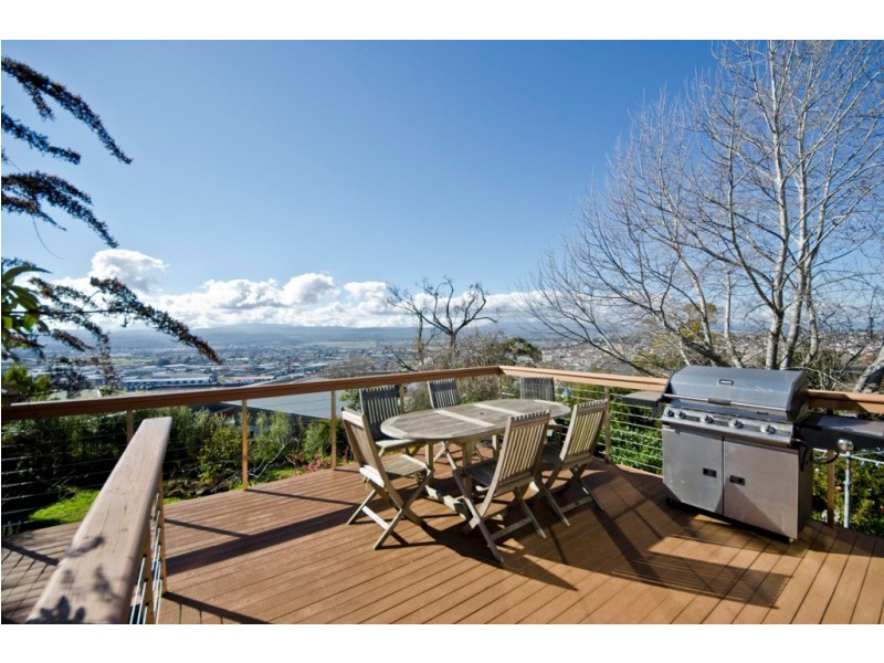 6 Osborne Avenue, Trevallyn TAS 7250