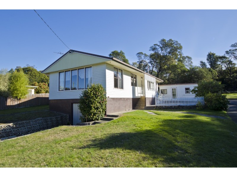 437 Gravelly Beach Road, Gravelly Beach TAS 7276