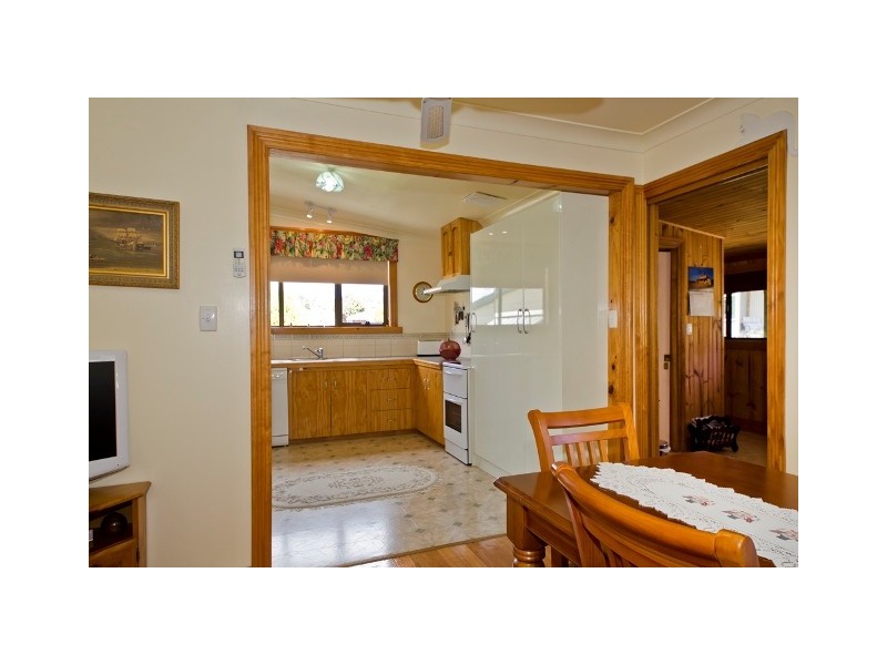 3 Ross Lane, Beauty Point TAS 7270