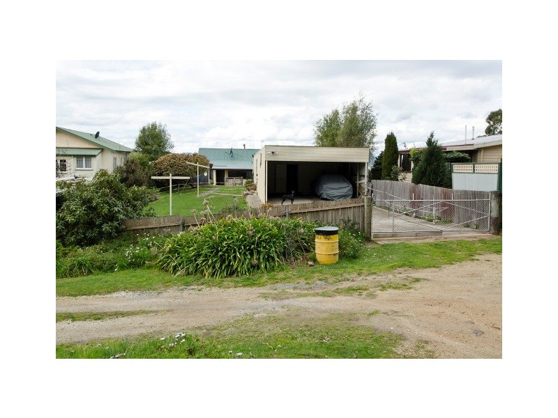 3 Ross Lane, Beauty Point TAS 7270