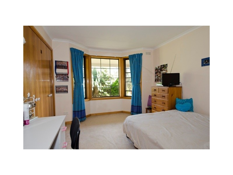 10 – 12 Taree Crescent, Gravelly Beach TAS 7276