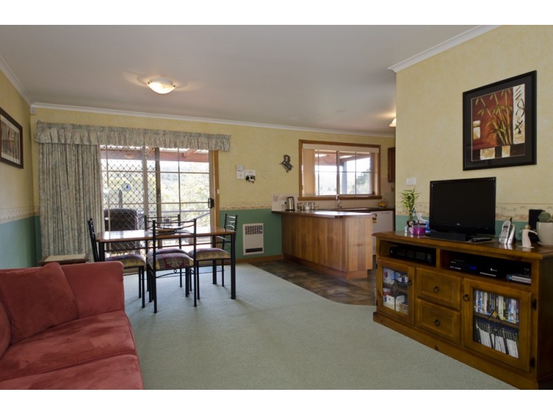5 Glover Avenue, Blackstone Heights TAS 7250