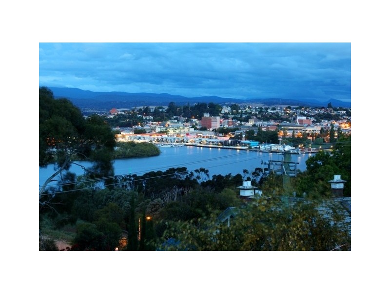 55 Trevallyn Road, Trevallyn TAS 7250