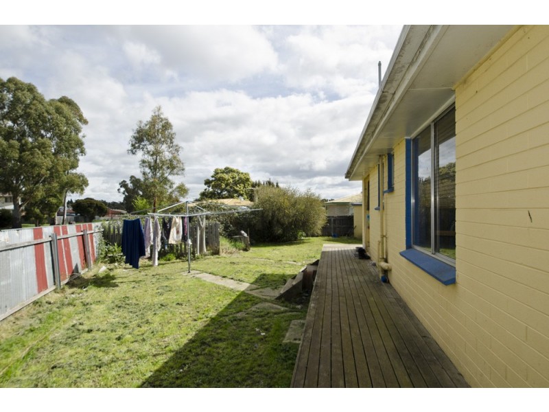 6 Hazelwood Parade, Ravenswood TAS 7250