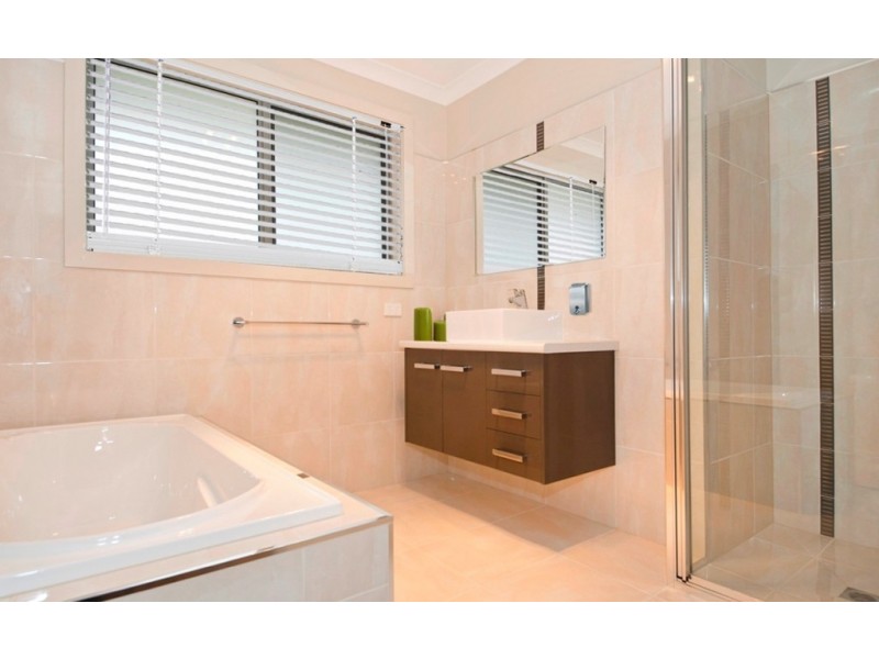 4 Malachi Court, Newnham TAS 7248