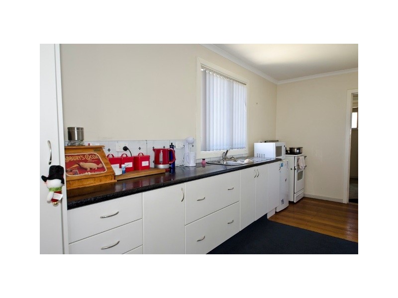 156 Charles Street, Beauty Point TAS 7270