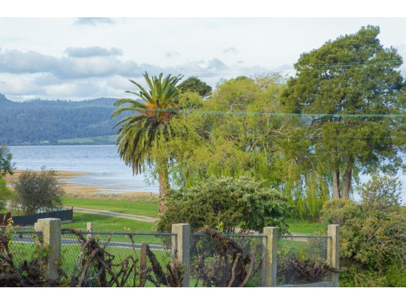 2 Archer Street, Gravelly Beach TAS 7276