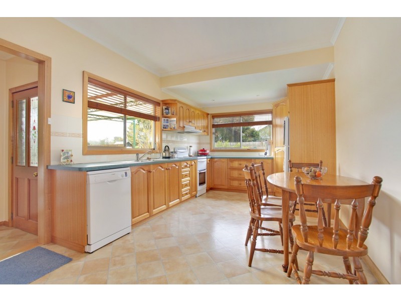 2 Archer Street, Gravelly Beach TAS 7276