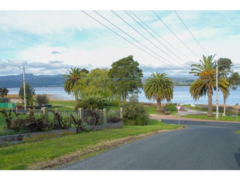 2 Archer Street, Gravelly Beach TAS 7276
