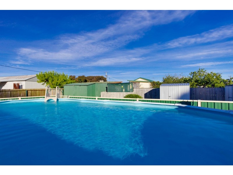 2 Archer Street, Gravelly Beach TAS 7276
