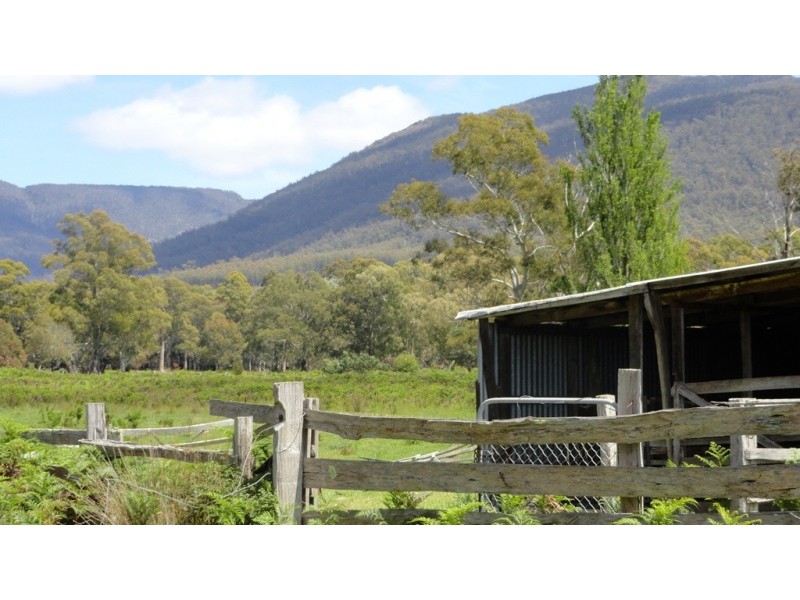258 Hop Valley Road, Blackwood Creek TAS 7301