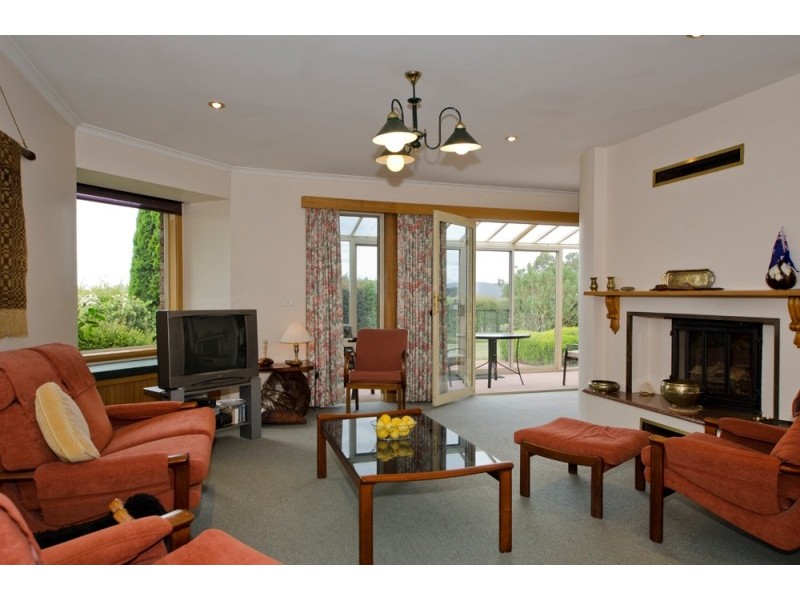 14 Woodlawn Road, Swan Bay TAS 7252