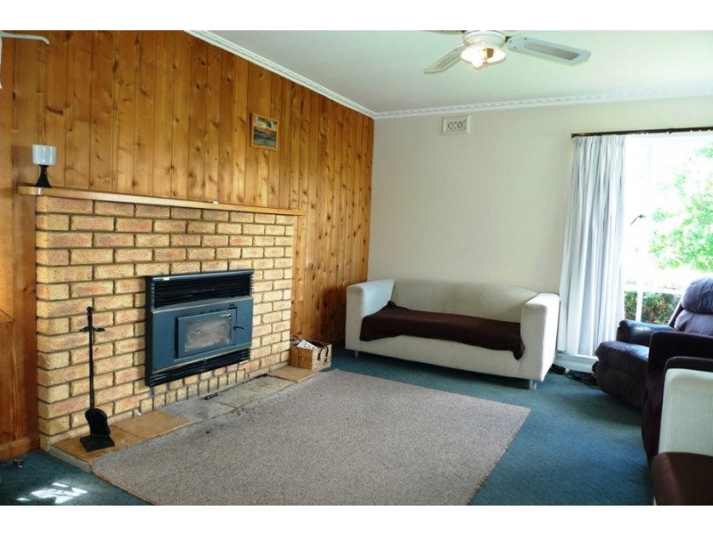 16 Renfern Street, Waverley TAS 7250