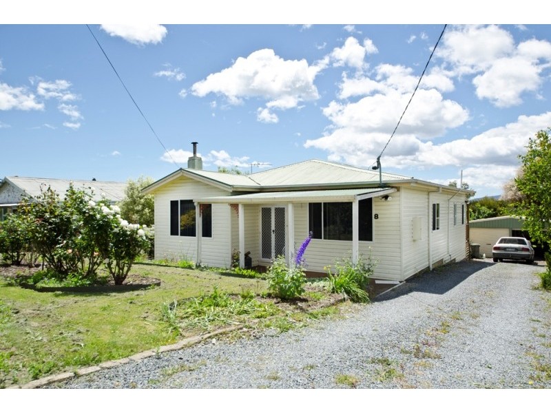 8 Bell Street, Beaconsfield TAS 7270