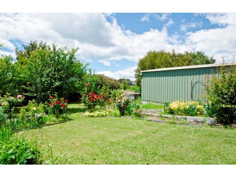 8 Bell Street, Beaconsfield TAS 7270