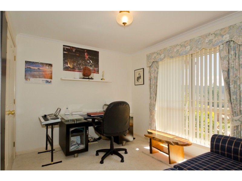 33 Holyman Drive, Prospect Vale TAS 7250