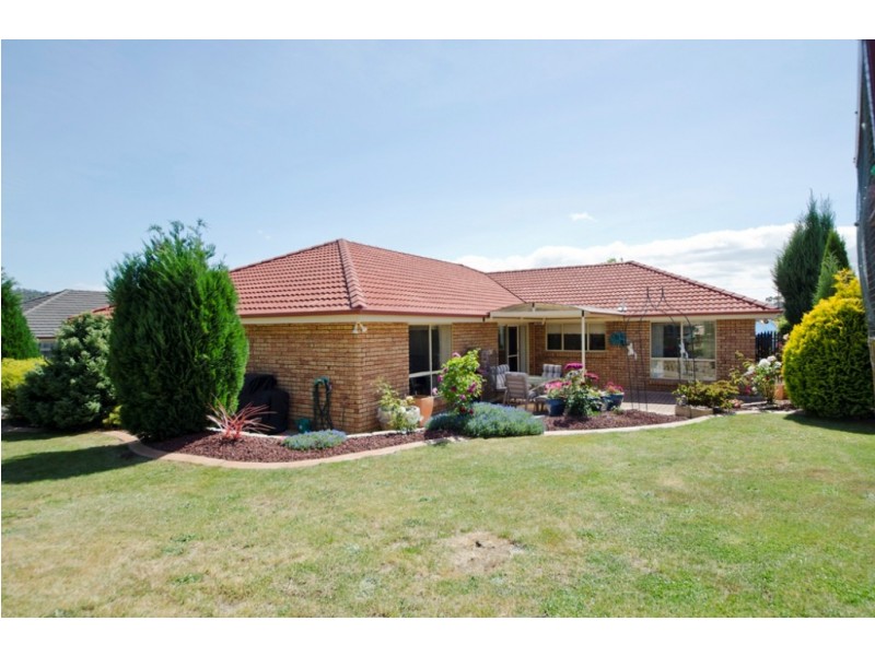 33 Holyman Drive, Prospect Vale TAS 7250