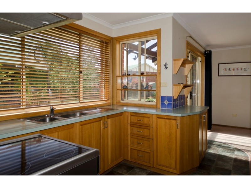 8 Encee Drive, St Leonards TAS 7250