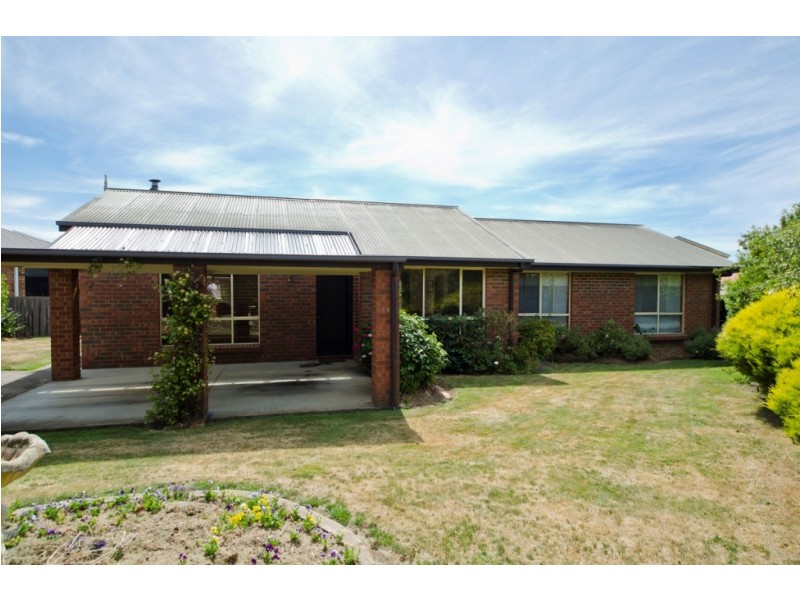 8 Encee Drive, St Leonards TAS 7250