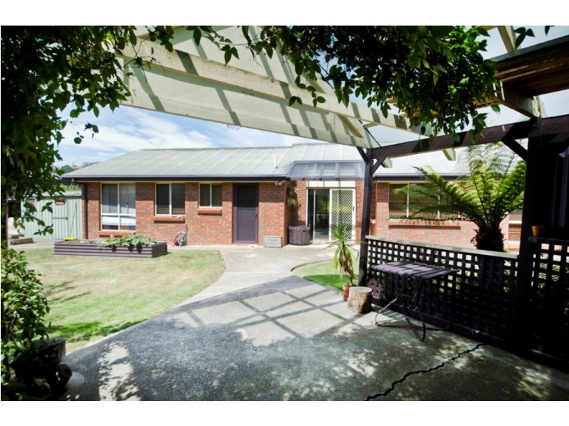 8 Encee Drive, St Leonards TAS 7250