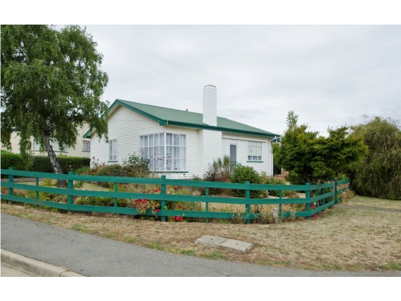 1 Skemp Street, Waverley TAS 7250