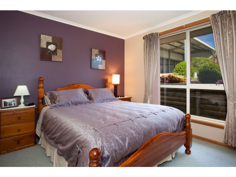 28 Piper Avenue, Youngtown TAS 7249