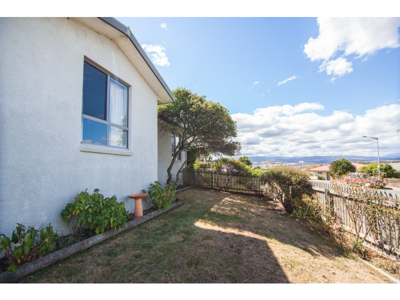 1/30 Delta Avenue, Youngtown TAS 7249