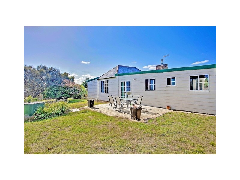 27 New Street, Beaconsfield TAS 7270