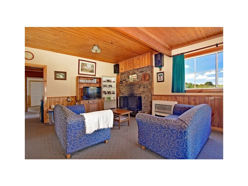 27 New Street, Beaconsfield TAS 7270