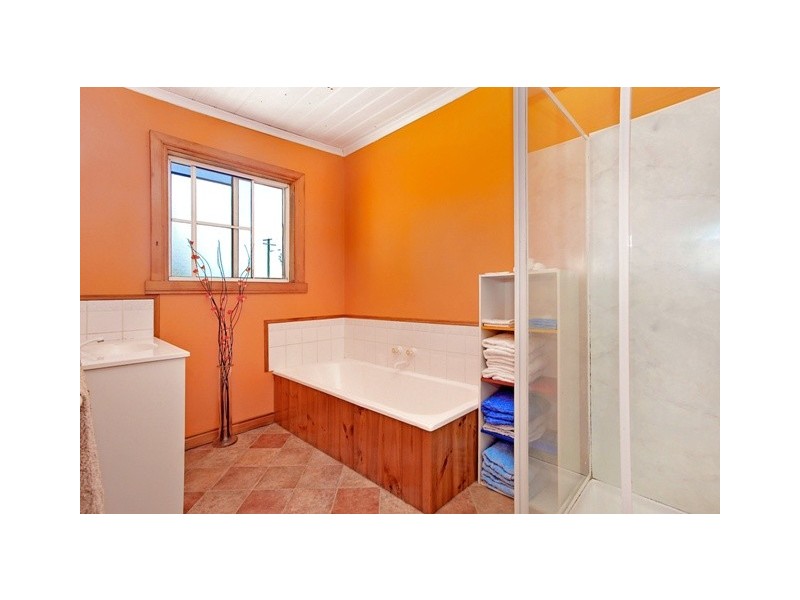 27 New Street, Beaconsfield TAS 7270