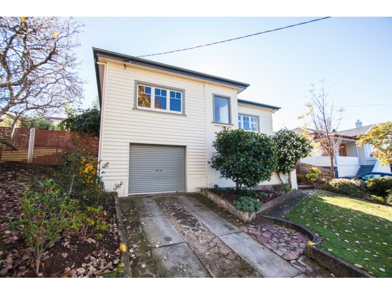 8 Veulalee Avenue, Trevallyn TAS 7250